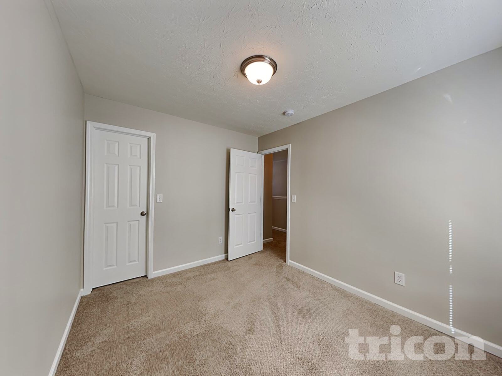 Building Photo - 2419 Pinebark Dr