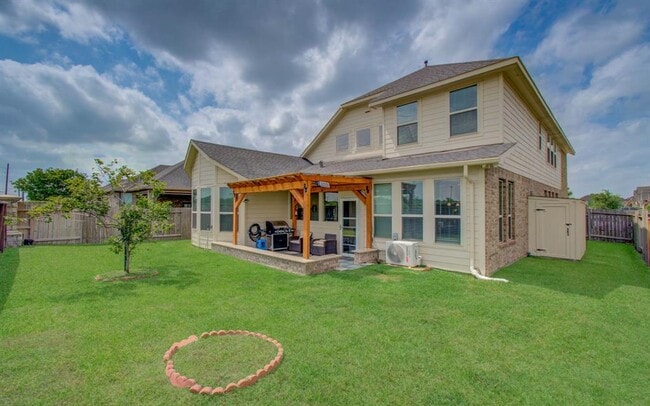 Building Photo - 7610 River Pass Dr
