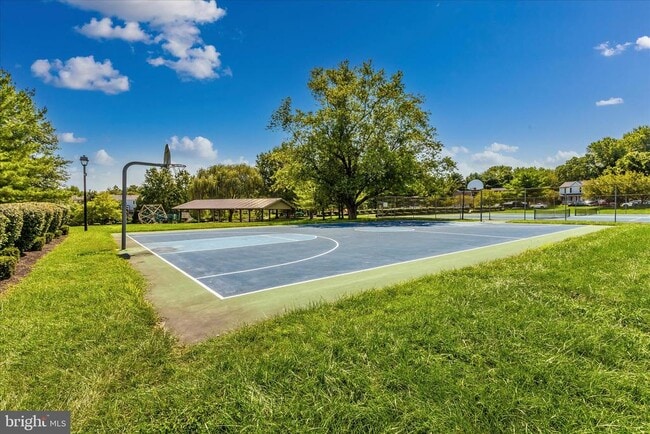 Building Photo - 5621 Queen Anne Ct