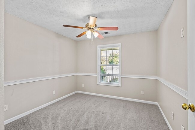 Building Photo - Coming Soon.....Gorgeous 3br 2bath home, beautiful front porch and spacious yard!!