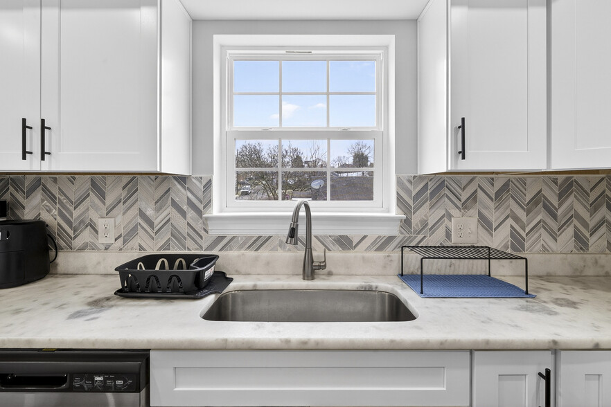 Building Photo - 4833 Gunther St