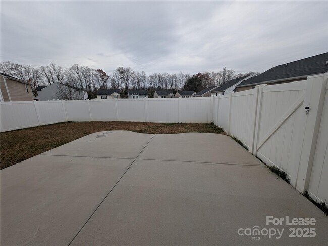 Building Photo - 8419 Candlenut Ln