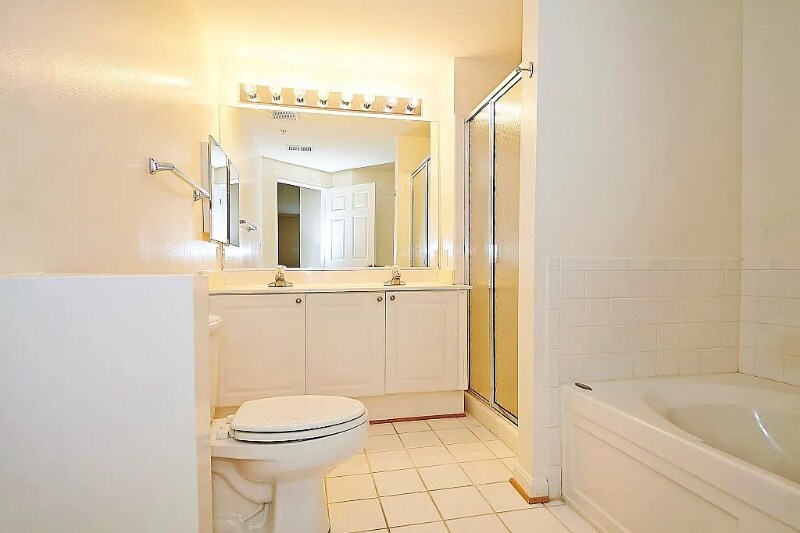 Building Photo - 2711 Bellforest Ct