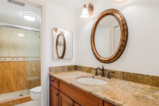 Building Photo - 228 Fox Glen Dr