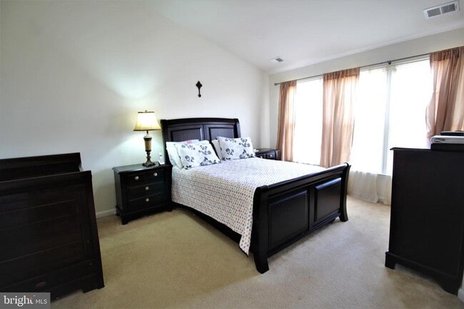 Building Photo - 2432 Battery Hill Cir
