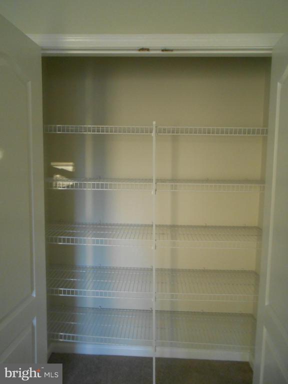 Building Photo - 202 London Downs Cir