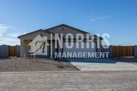 Building Photo - NEW Home Located Near the Golf Course