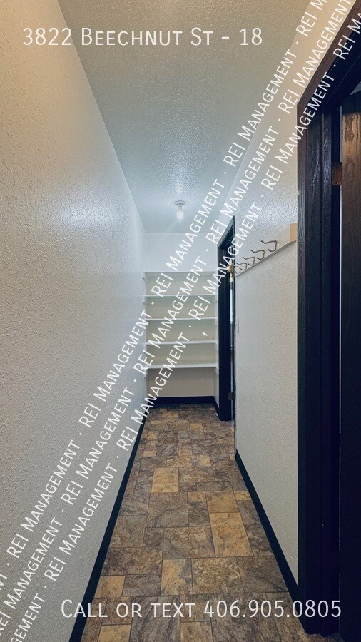 Building Photo - 3822 Beechnut St