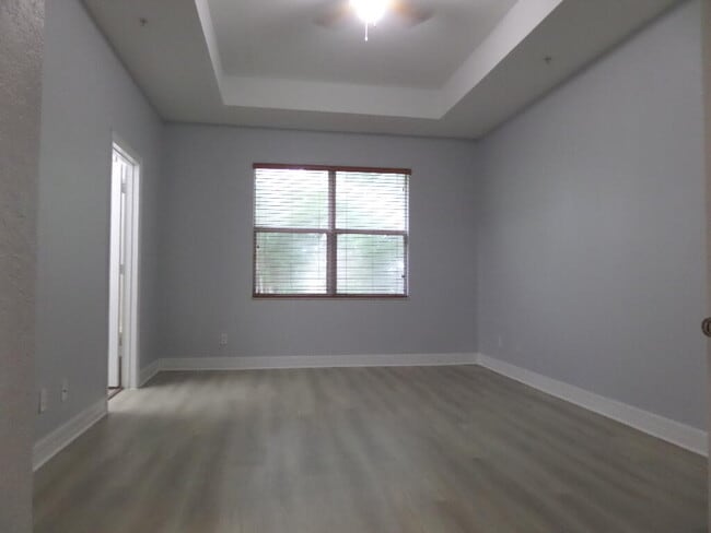 Building Photo - 829 Pipers Cay Dr