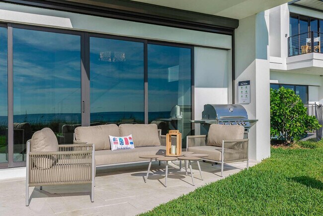 Building Photo - 3055 South Highway A1A-SI ID1074342P