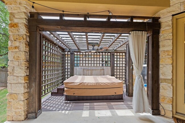 Building Photo - 701 San Marco Trl