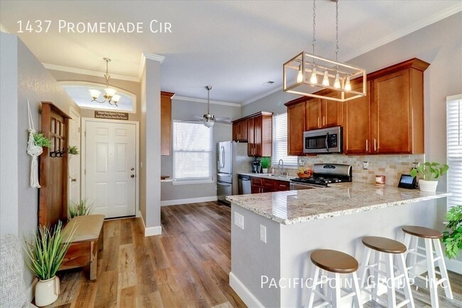 Building Photo - 1437 Promenade Cir