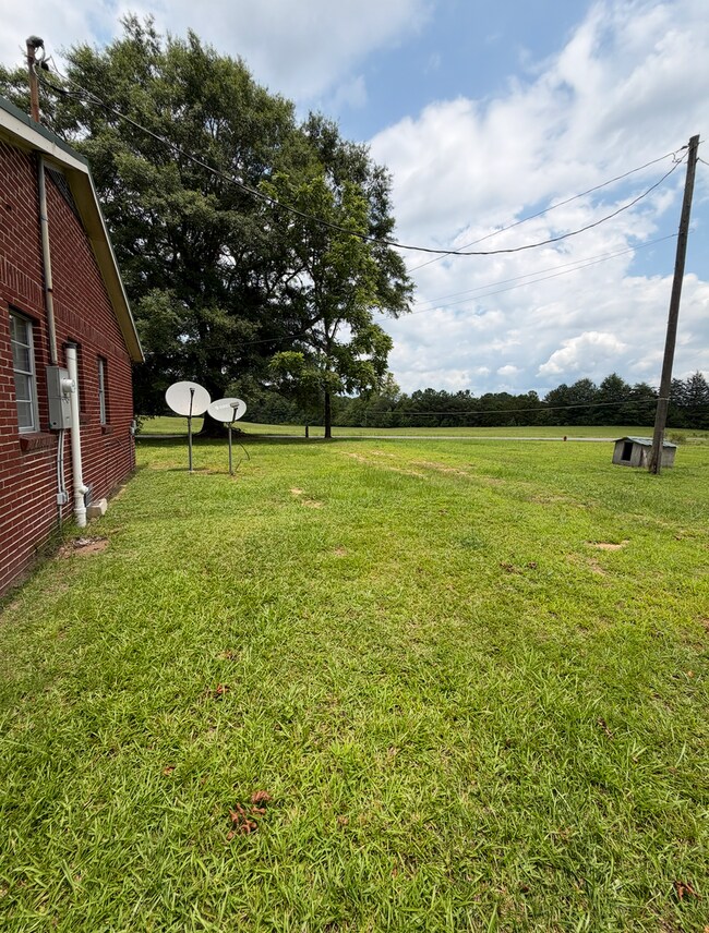 Building Photo - 1380 County Rd 15