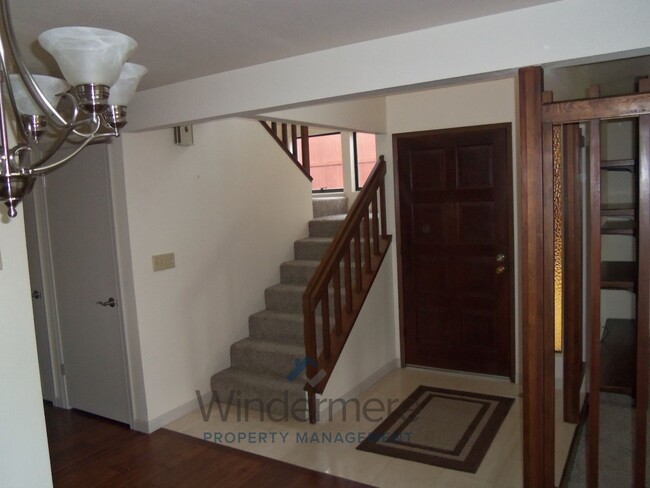 Building Photo - 601 Village Way #63 - Located in Wildwood ...