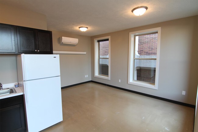 Building Photo - 1421 P St