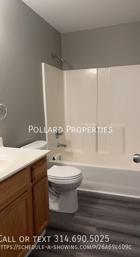 Building Photo - 417 Briden