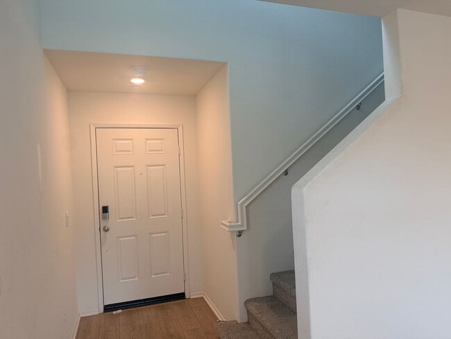 Building Photo - Beautiful newer 3-Bedroom home is now renting