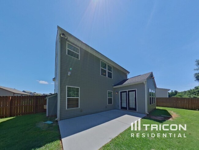 Building Photo - 20 Cane Hill Dr