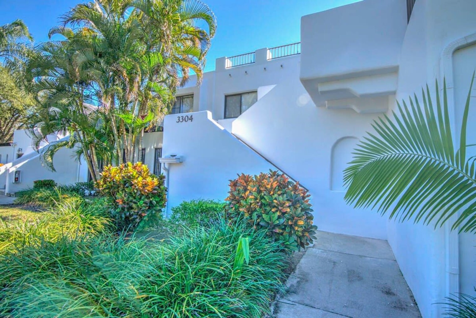 Building Photo - 3304 Europa Dr