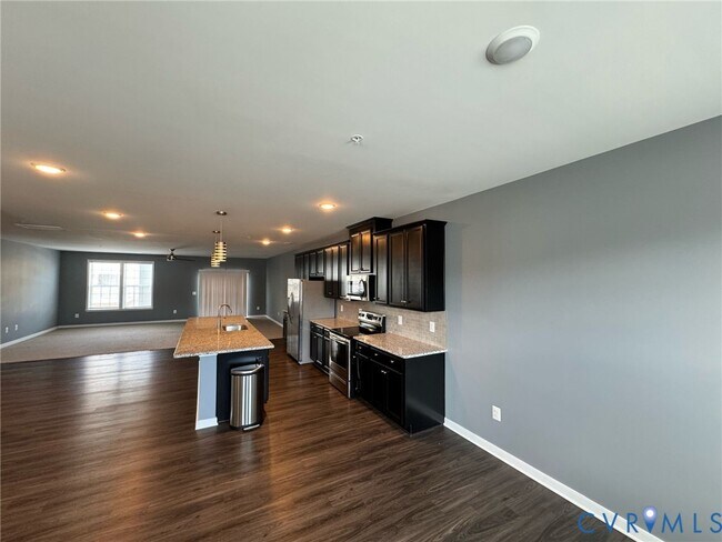 Building Photo - 5924 Whitehurst Ln