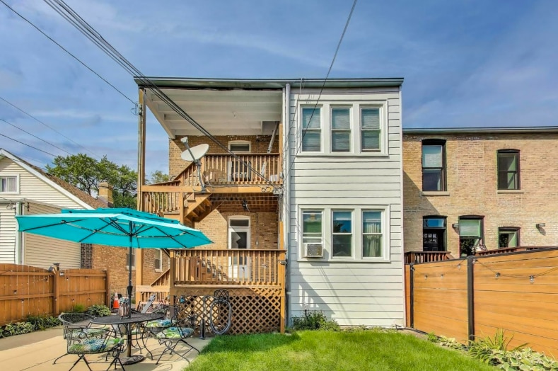 Building Photo - 2433 W Dakin St