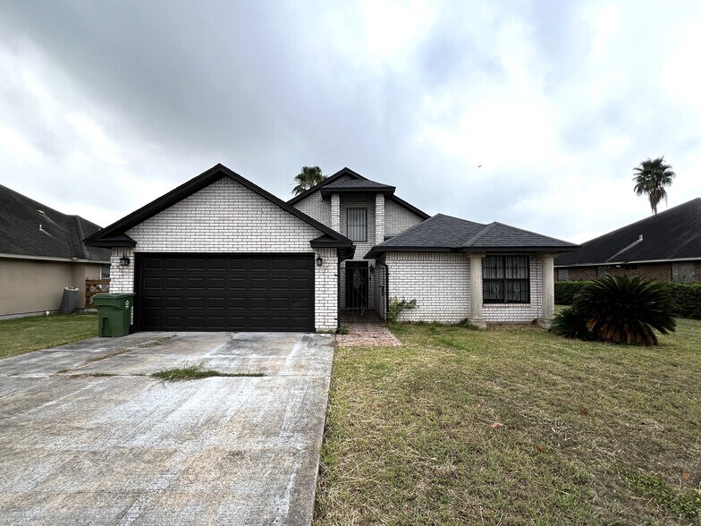 Primary Photo - 1547 Guadalajara Ave