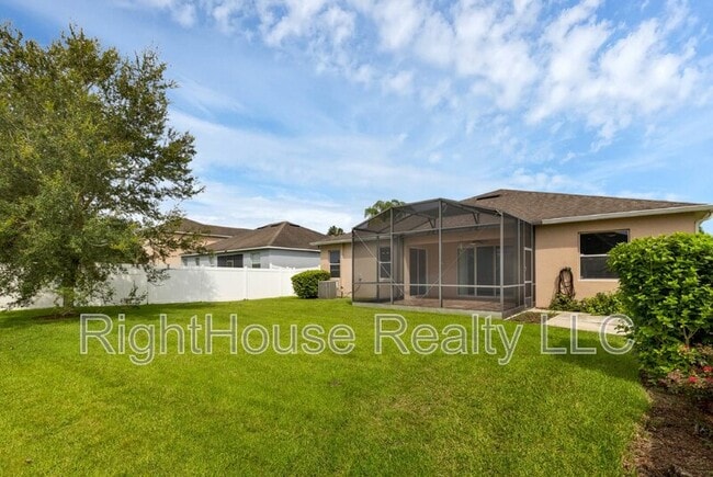 Building Photo - 5244 Royce Dr