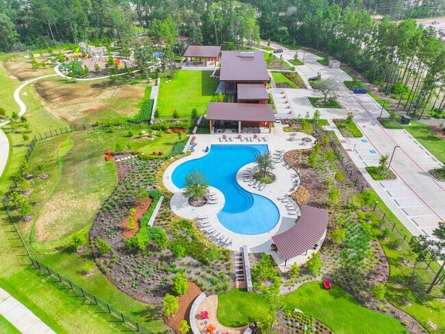 Building Photo - 15835 Wild Rose Bnd Dr