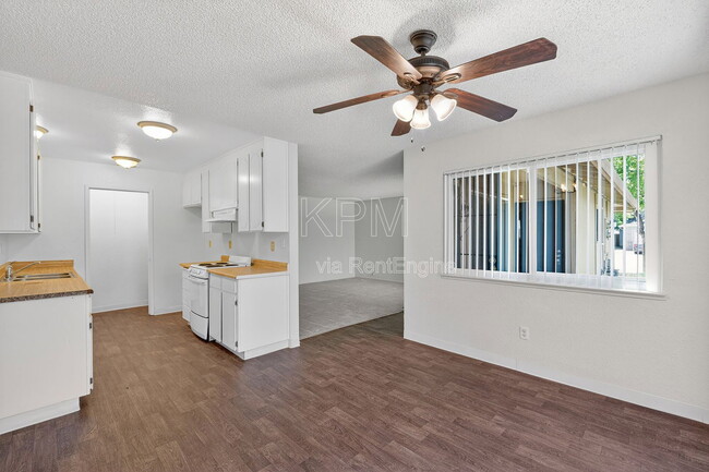 Building Photo - 7356 Kelley Dr