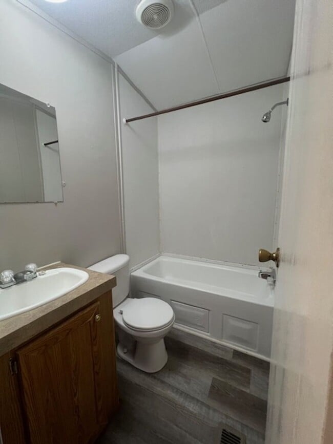 Building Photo - Don't Wait, Call Today