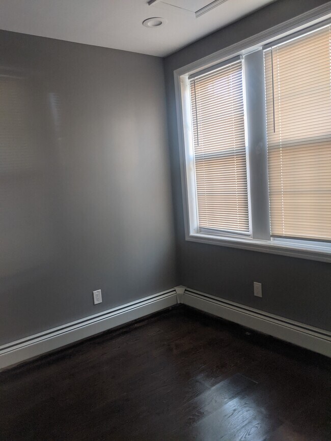 Bedroom - 300 Cedar St