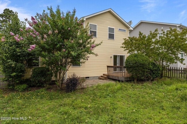 Building Photo - 123 Lightwater Dr