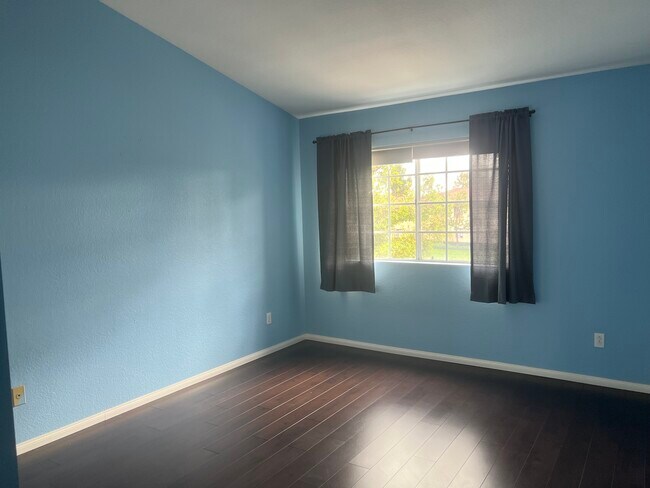 Building Photo - 2266 Aspen St