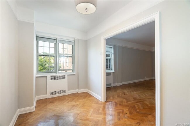 Building Photo - 45 Popham Rd
