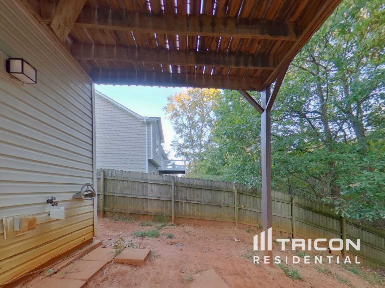 Building Photo - 150 Whetstone Way