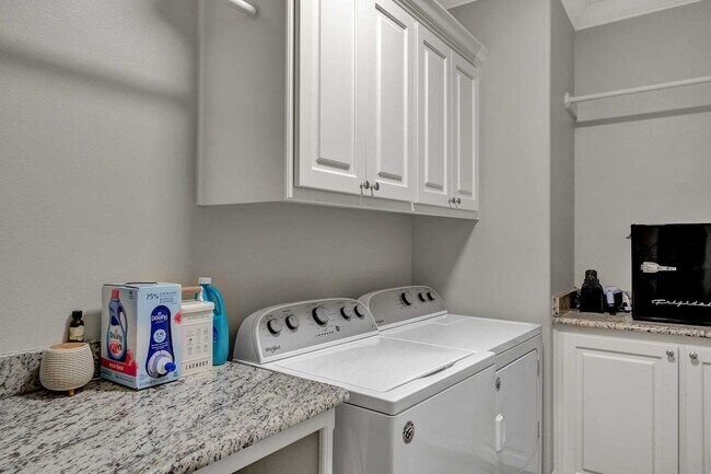 Building Photo - 7325 Simms Creek Ct