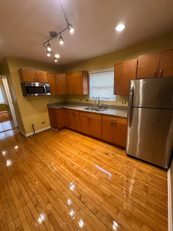 Building Photo - 8220 S Coles Ave