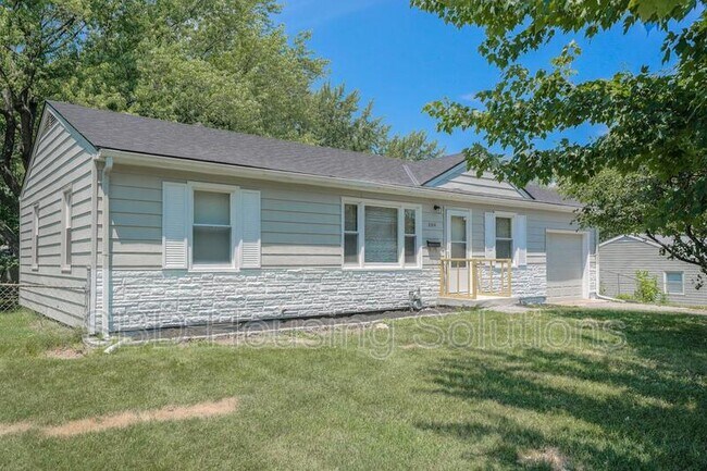 Primary Photo - 10104 Bellaire Ave