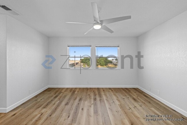 Building Photo - 1275 Sweetbrier Pl