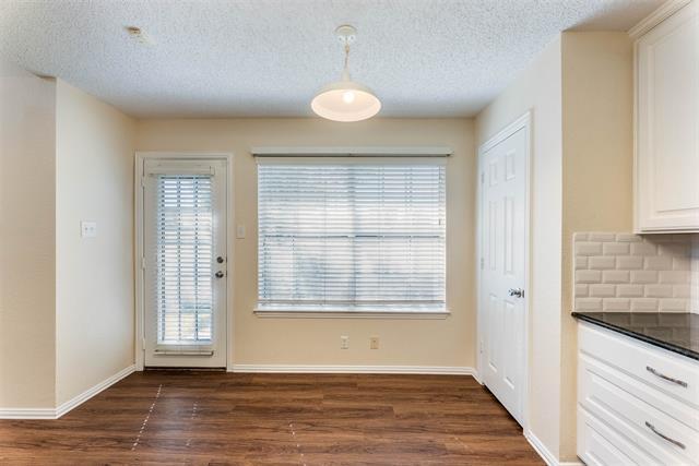 Building Photo - 3929 Acorn Ln