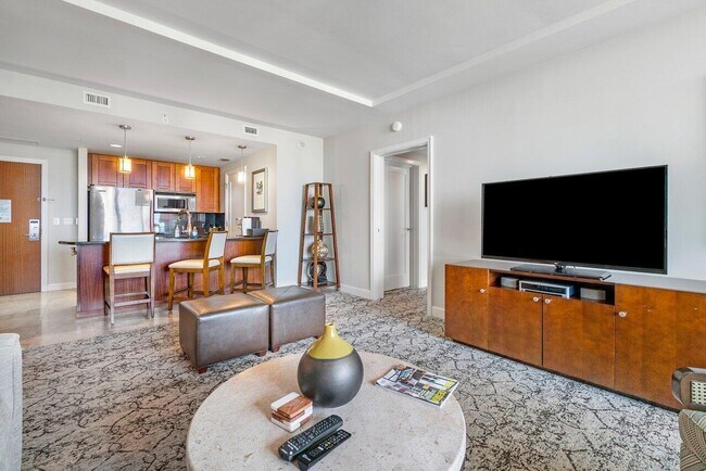 Building Photo - 3800 N Ocean Dr