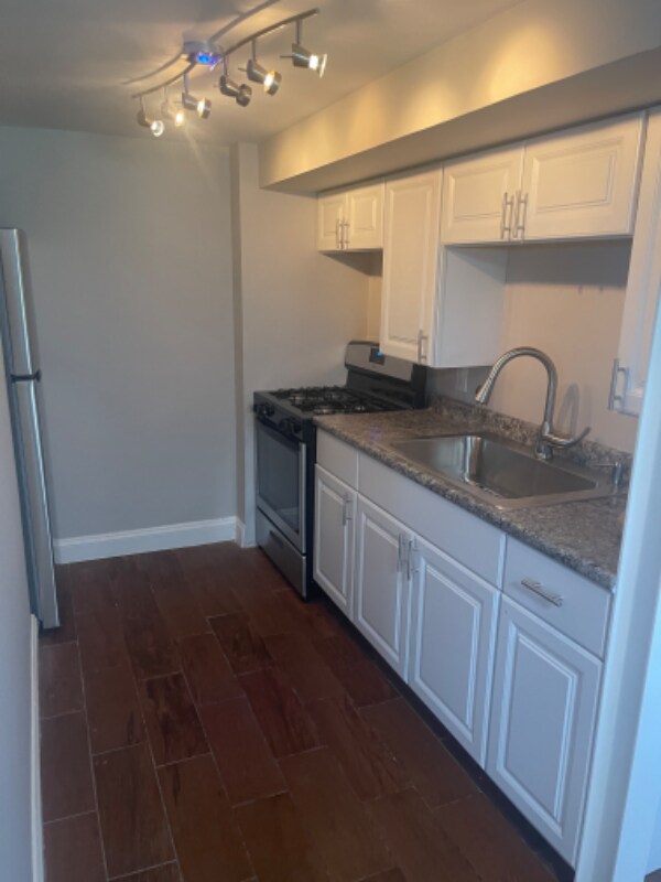 Building Photo - 6807 Wooster Pike