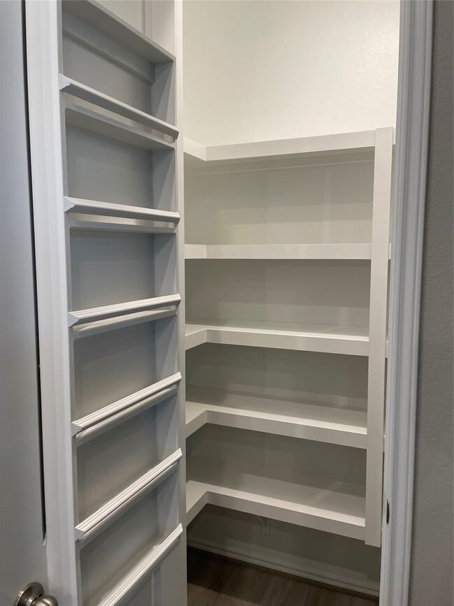 Building Photo - 2302 Hazel Berry St