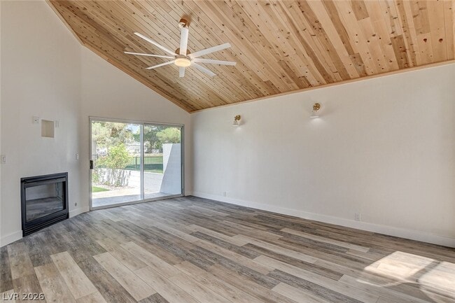 Building Photo - 2999 Bel Air Dr