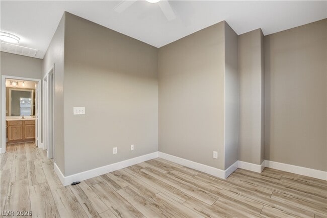 Building Photo - 708 Respectful Ridge Ave