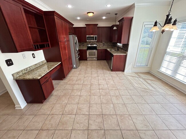 Building Photo - Beautiful 4Bed/2.5 Bath Home in Wren Creek!