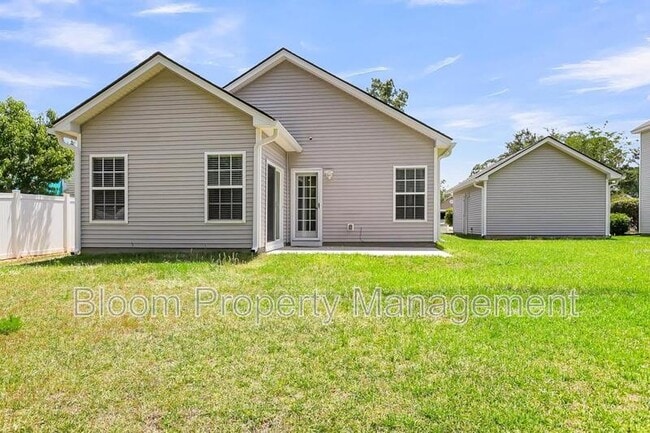 Building Photo - 317 Savannah River Dr