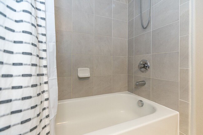 Building Photo - 4535 Samaritan Lp