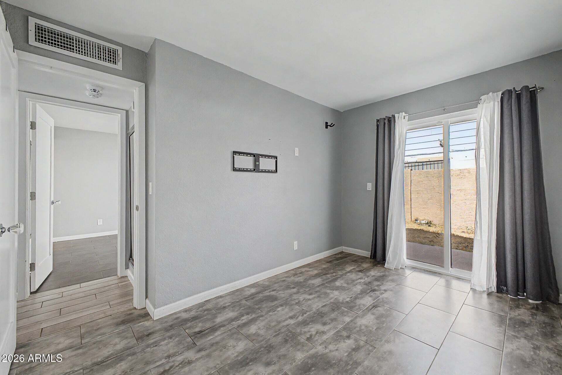 Building Photo - 5209 N 18th Dr
