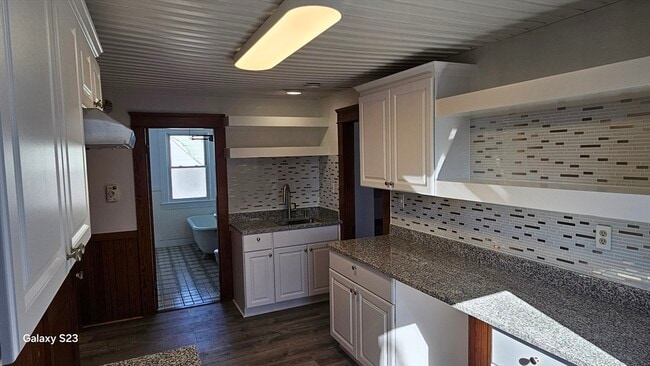 Building Photo - 17 Cleveland Ave